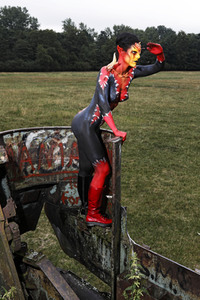 GEEK ART: Tank-Devil Bodypainting