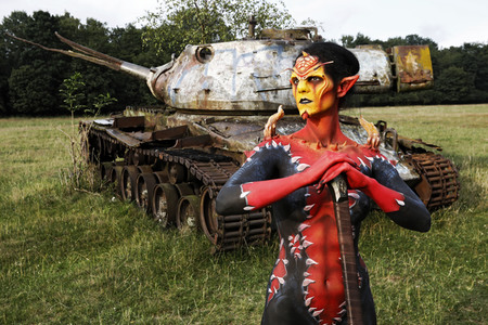 GEEK ART: Tank-Devil Bodypainting