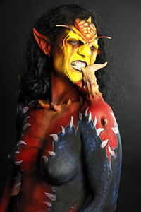 GEEK ART: Tank-Devil Bodypainting