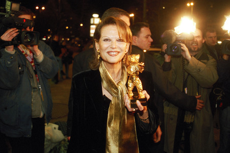 Claudia Cardinale auf der Berlinale 2002