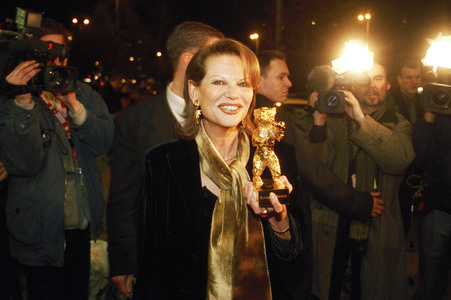 Claudia Cardinale auf der Berlinale 2002