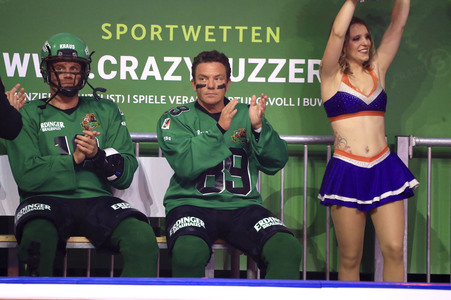 TV Show 'American Ice Football' in Mannheim