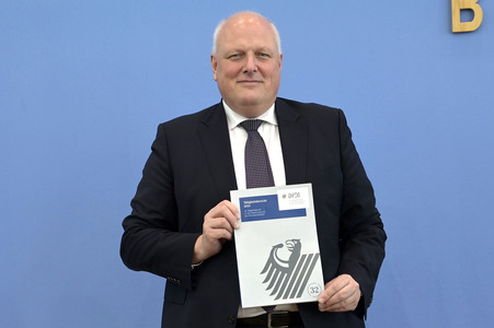 Bundespressekonferenz zur Vorstellung des Tätigkeitsberichtes des BfDI in Berlin