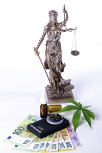 Symbolfoto Straferlass wegen Cannabis-Legalisierung