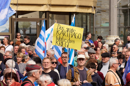 Ostermarsch mit Kundgebung in Berlin